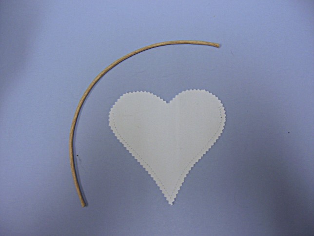 5\"X5 1/2\" Heart Shaped Painting Kit